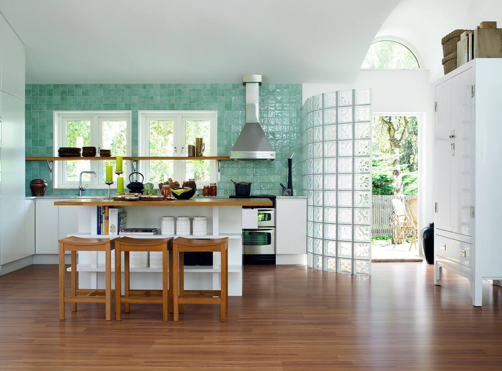 Top Kitchen Flooring Options In Singapore, Laminate Tile Flooring Kitchen B Quarters